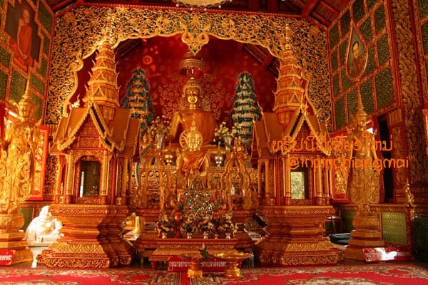 พระประธานในพระอุโบสถ