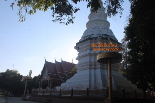 wat-pa-charoen-tham-61